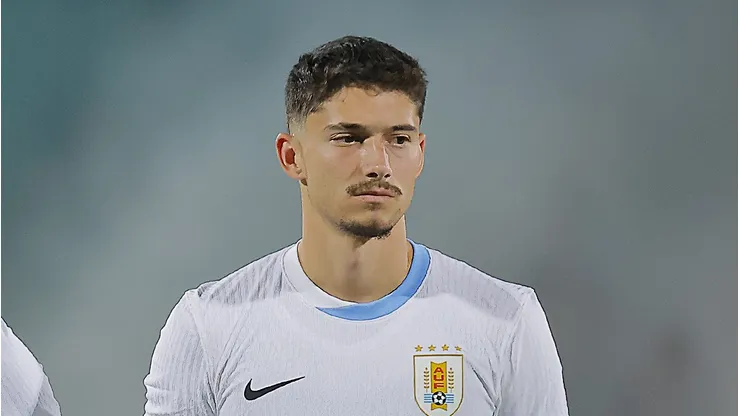 Emiliano Martínez, volante do Palmeiras - Foto: Manuel Guadarrama/Getty Images