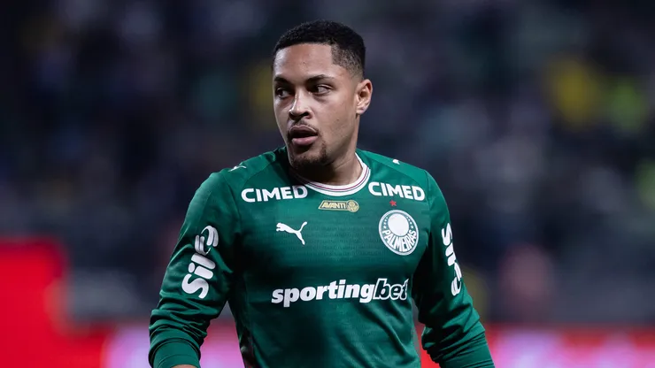 Vitor Roque no Palmeiras. Foto: Ettore Chiereguini/AGIF