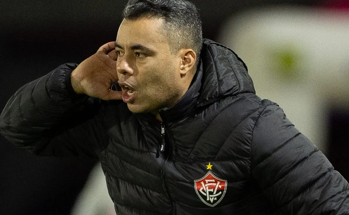Jair Ventura, técnico do Vitória, manda a real sobre enfrentar o Botafogo: “Fiquei dez anos lá”