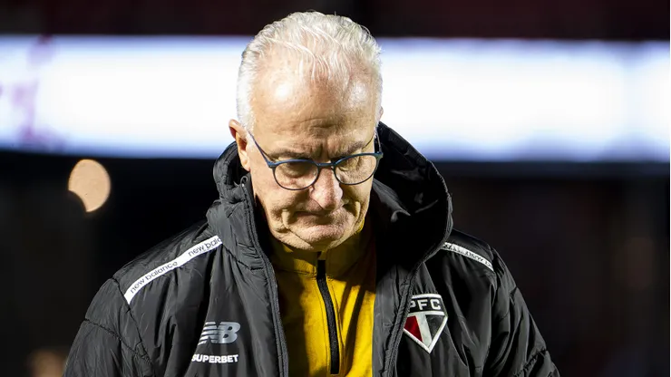 Dorival Junior tecnico do Sao Paulo durante partida contra o Millonarios no estadio Morumbi pelo campeonato Copa Sul-Americana 2026.