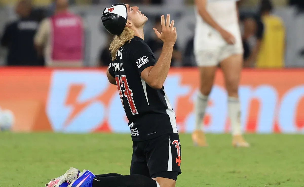 Spinelli chega a seis gols e se torna artilheiro isolado do Vasco na temporada