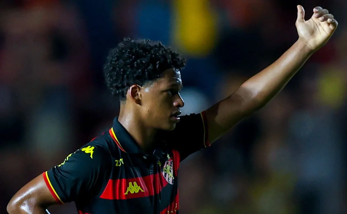 Flamengo fica para trás e contratação de Zé Lucas se torna improvável