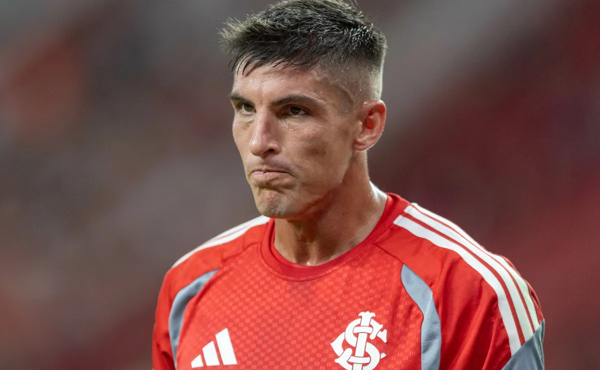 Lesão de Rochet preocupa o Internacional e prazo para retorno é detalhado nos bastidores