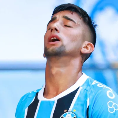 Grêmio recusa R$ 8 milhões do Nacional-URU por Kike Olivera