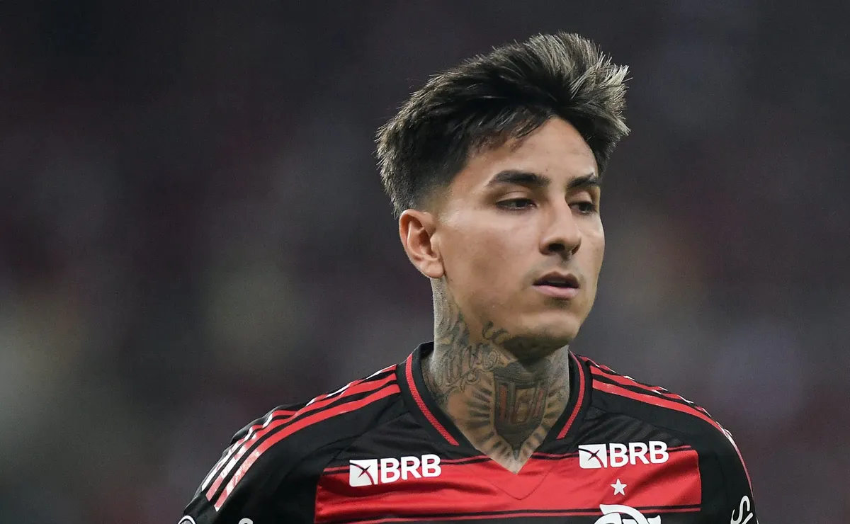 Monaco descarta Pulgar, e Flamengo aceita saída do volante por R$ 20 milhões na janela