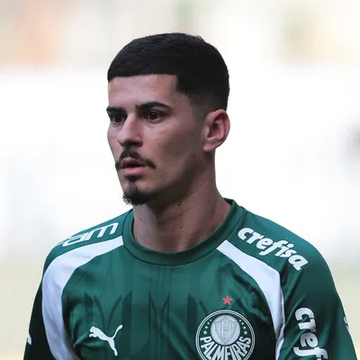 Palmeiras pede R$ 29 milhões e Grêmio desiste de Rômulo