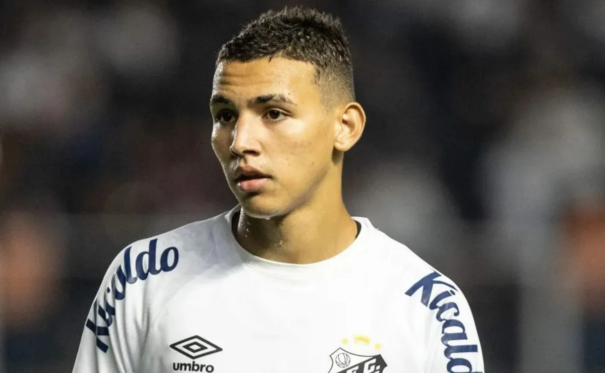 Atlético-MG busca a contratação por empréstimo do ex-Santos Deivid Washington