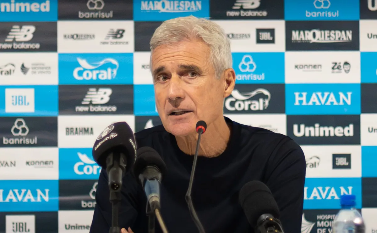 Luís Castro protagoniza mais uma partida com erros capitais e Grêmio sai derrotado da Bolívia