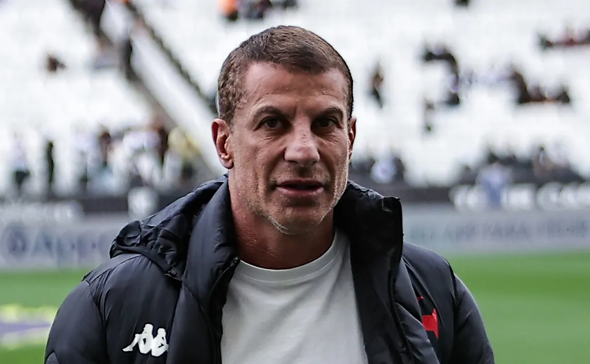 Vasco quer contratar ainda nesta janela atacante de lado com mais poder de finalização