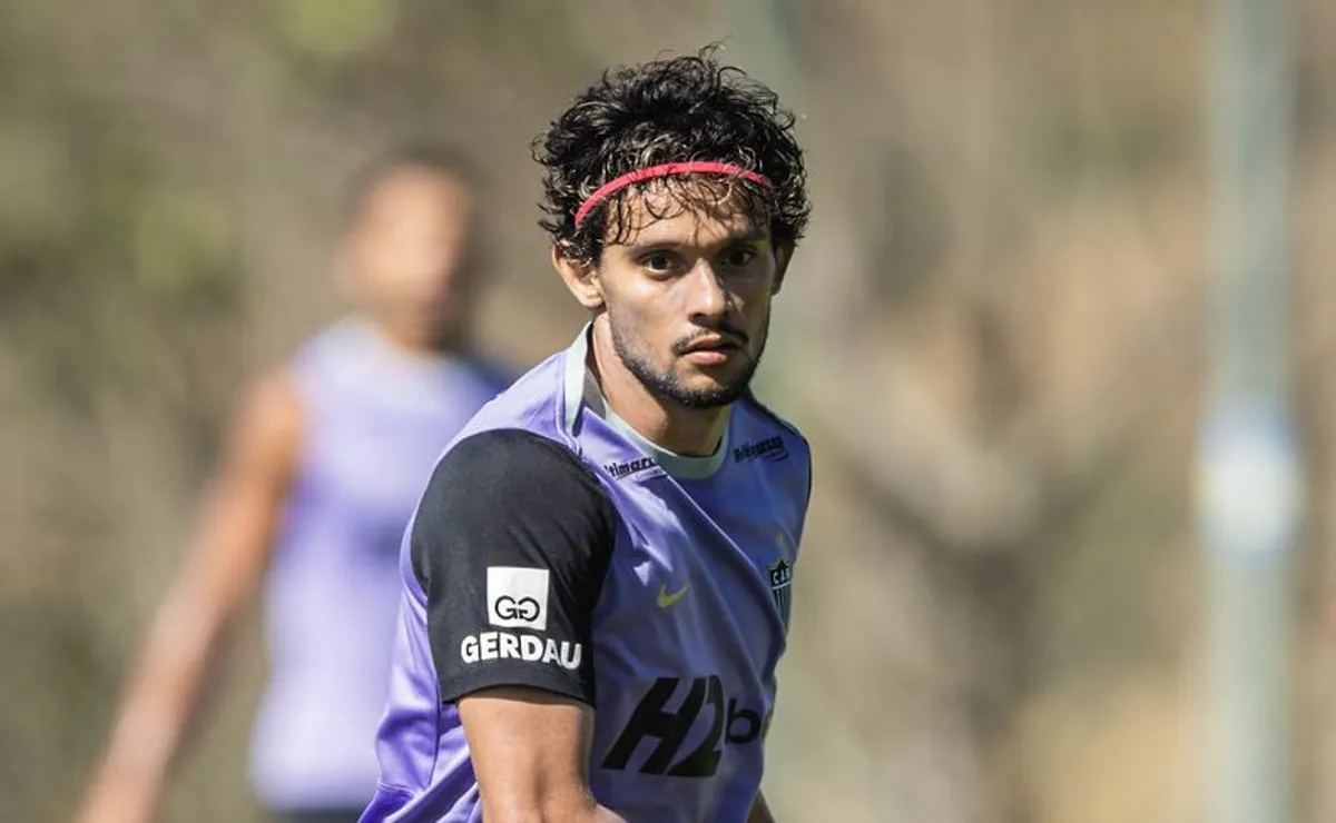 Scarpa reencontra Palmeiras em jogo decisivo para seu futuro no Atlético-MG
