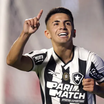 Flamengo prioriza Thiago Almada e reduz expectativa por Luiz Henrique
