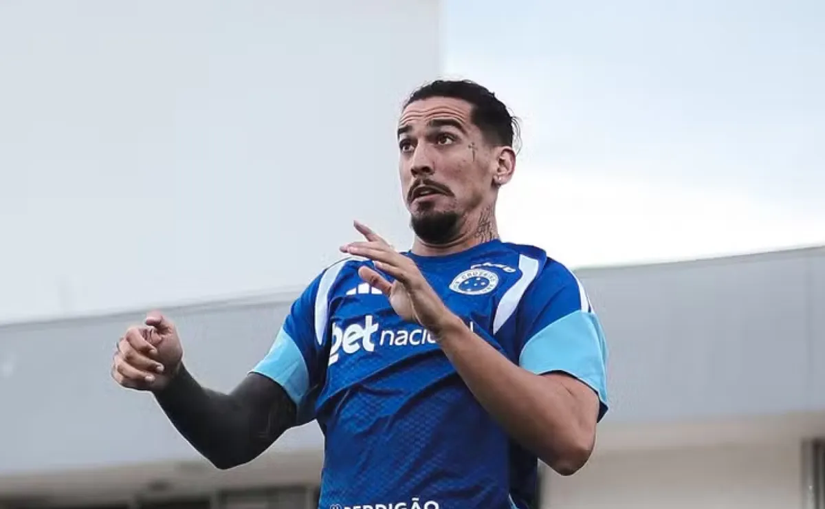 Contratação de Zé Lucas pelo Cruzeiro ainda depende de Chico da Costa aceita ser emprestado ao Sport