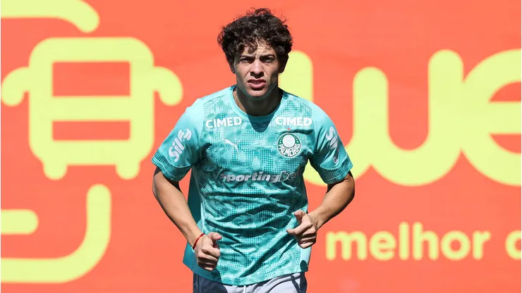 Agustín Giay deve ser novidade contra o Atlético-MG - Foto: César Greco/SEP