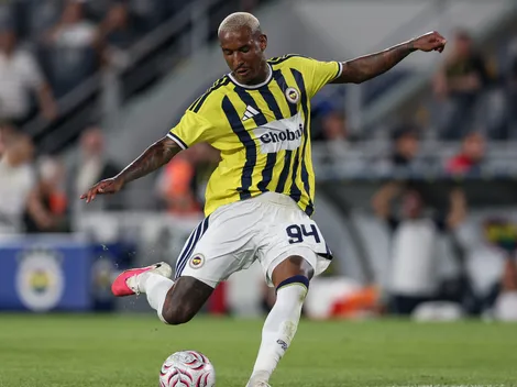 Corinthians volta a monitorar situação de Anderson Talisca