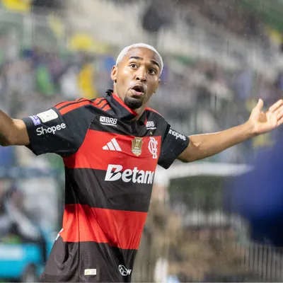 Flamengo negocia saída de Lorran para o Granada e discute modelo do acordo