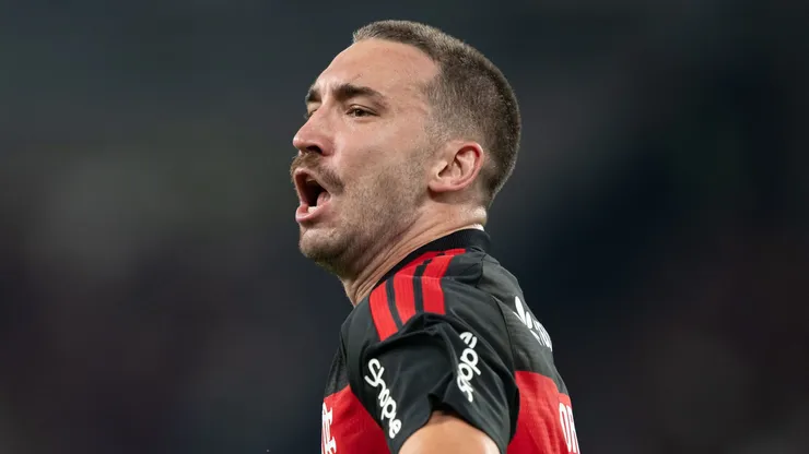 Jardim ganha reforço com volta de Léo Ortiz e acirra disputa na defesa - Foto Jorge RodriguesAGIF