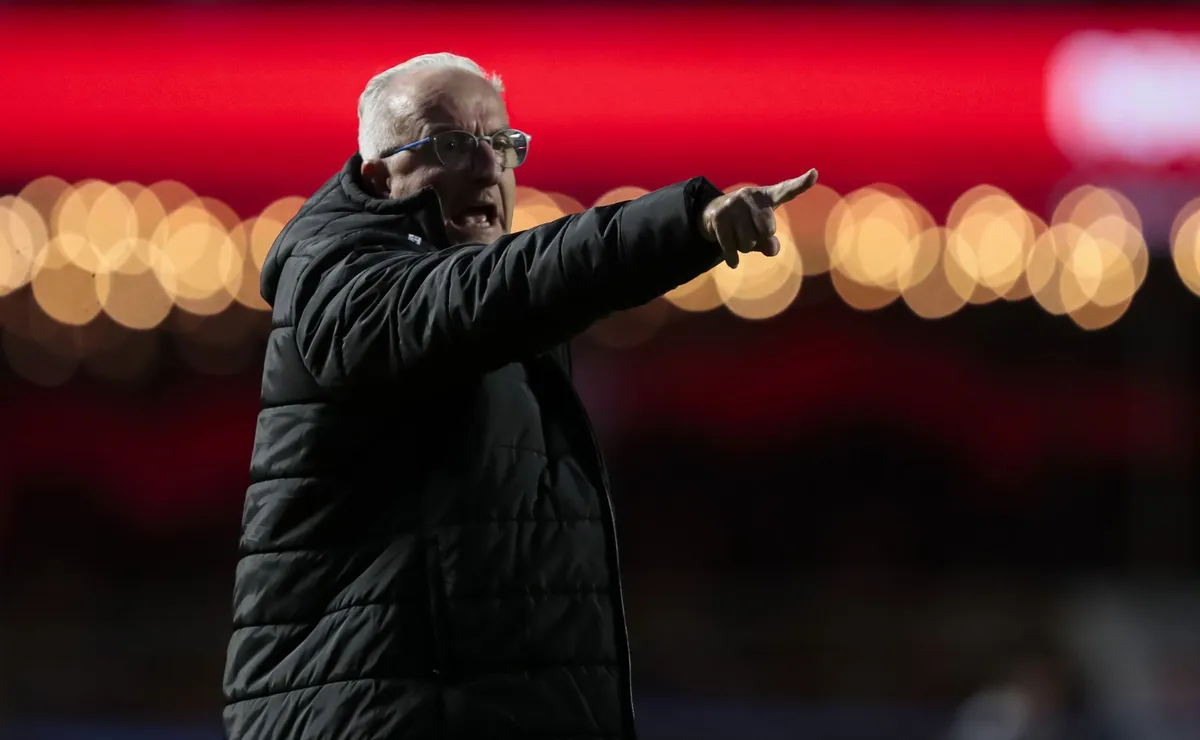 São Paulo deve usar pausa dos jogos para tentar encerrar transfer ban e liberar Domingos Duarte