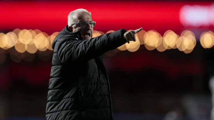São Paulo usa pausa no calendário para tentar encerrar transfer ban e liberar Domingos Duarte - Foto Marco MiateloAGIF