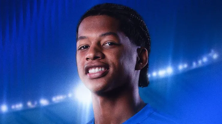 Zé Lucas é anunciado pela Raposa. Foto: Reprodução X Cruzeiro