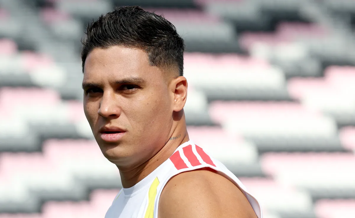 Atlético-MG mira Quintero e avança nas negociações pela contratação do meio-campista
