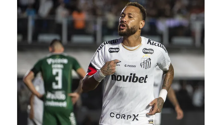SP - SANTOS - 25/07/2026 - BRASILEIRO A 2026, SANTOS X CHAPECOENSE - Neymar Jr jogador do Santos comemora seu gol durante partida contra o Chapecoense no estadio Vila Belmiro pelo campeonato Brasileiro A 2026. Foto: Anderson Romao/AGIF