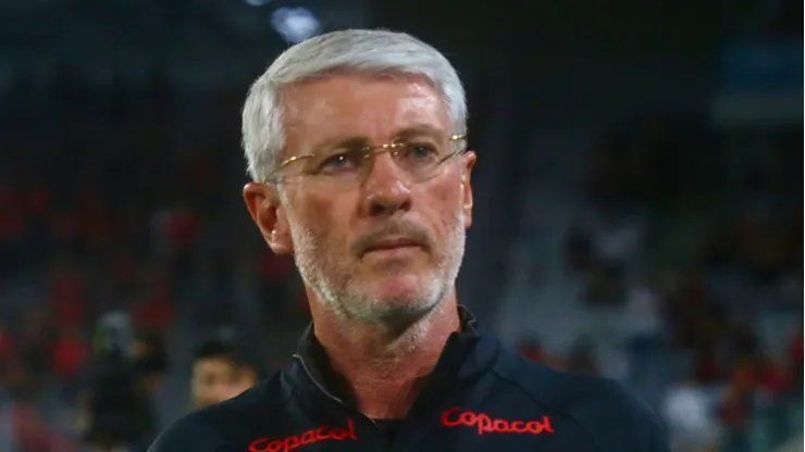 Odair está há mais de um ano no Furacão