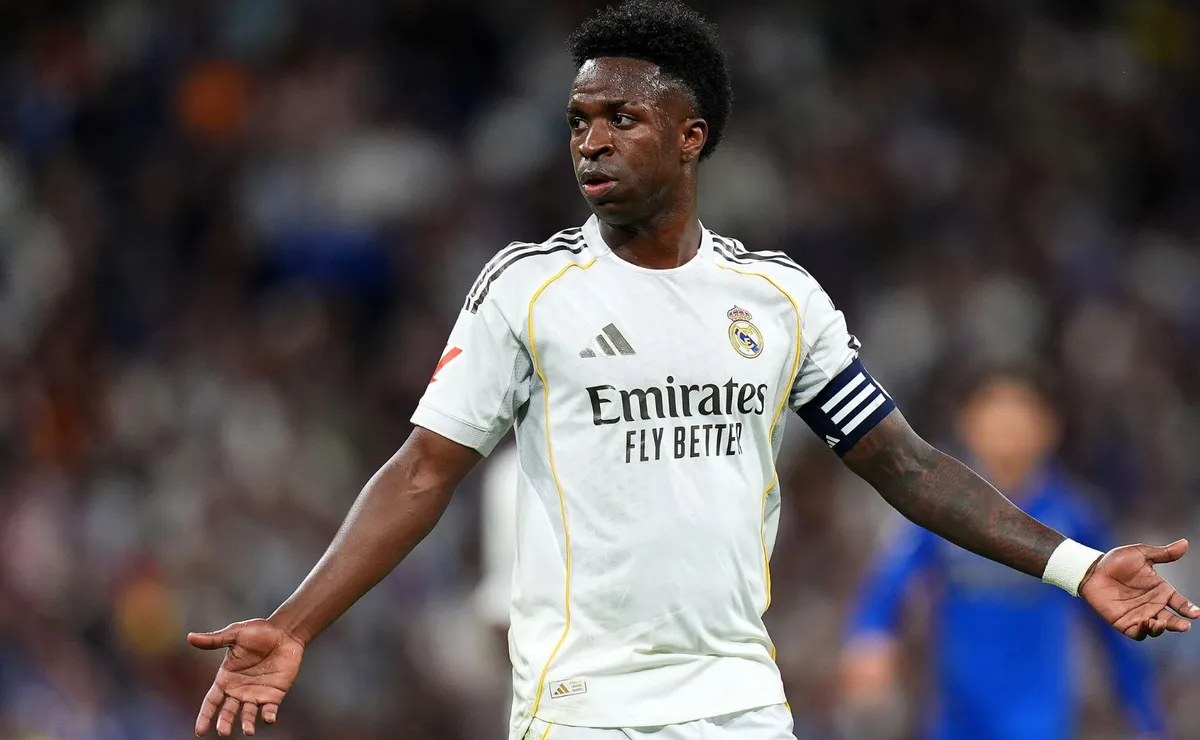 Real Madrid define valor e só cogita negociar Vini Jr. por quase R$ 1 bilhão, segundo jornal