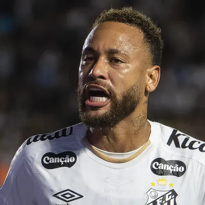 Relação de Neymar com Marcelo Teixeira no Santos está "no limite"