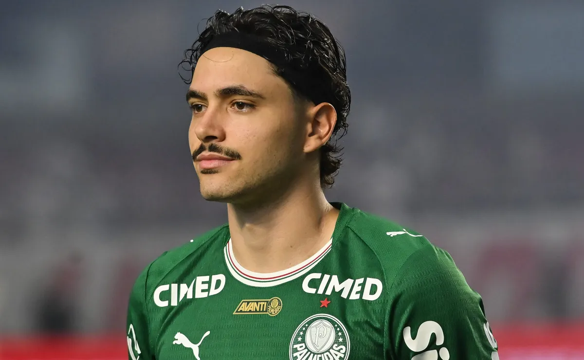 Mauricio usa experiência adquirida na Copa do Mundo para ganhar destaque no Palmeiras
