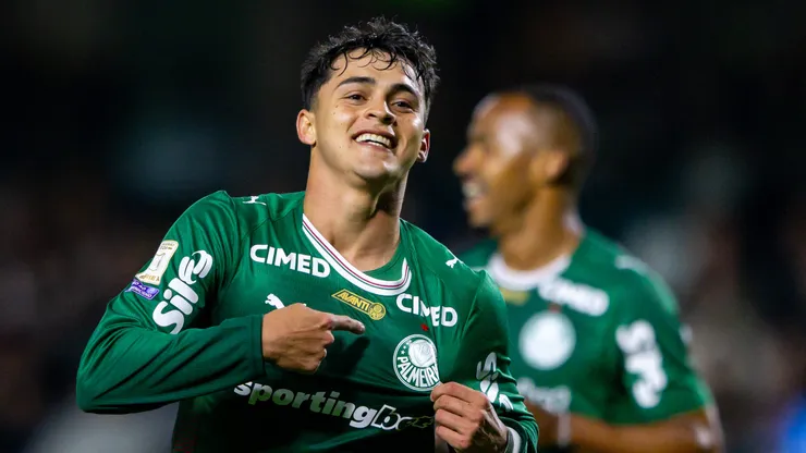 Sosa jogador do Palmeiras comemora seu gol durante partida contra o Coritiba no estadio Couto Pereira pelo campeonato Brasileiro A 2026. Foto: Rodolfo Buhrer/AGIF