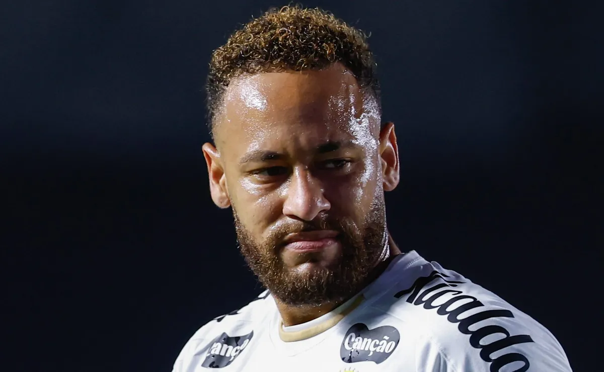 Neymar deixa CT do Santos sem autorização e comissão técnica é surpreendida na reapresentação da equipe