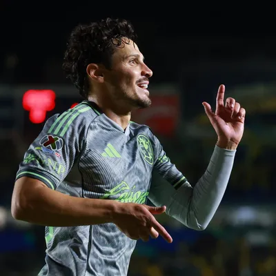 Veiga deve ficar no América-MEX e Palmeiras prepara negócio