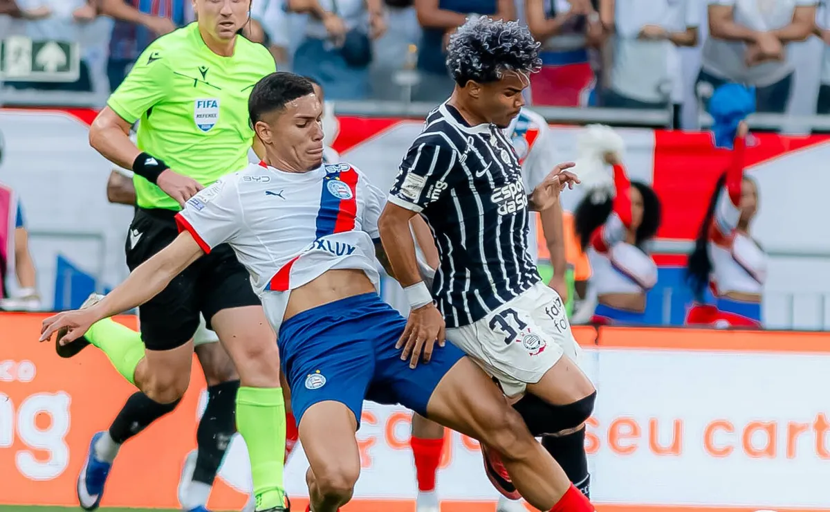 Kaio César se envolve em confusão e provoca briga generalizada em Bahia x Corinthians