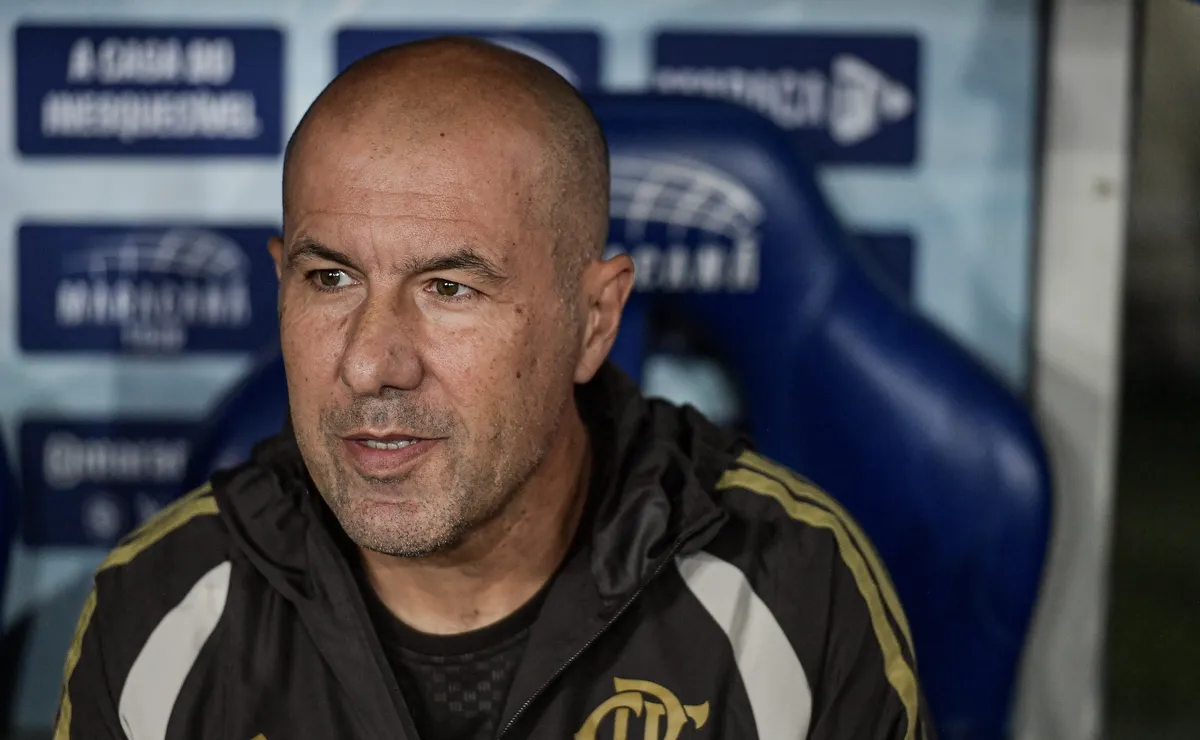 Leonardo Jardim critica apatia do Flamengo e explica ausência de Léo Ortiz contra o São Paulo