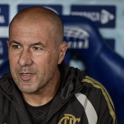 Leonardo Jardim fez fortes críticas ao Flamengo