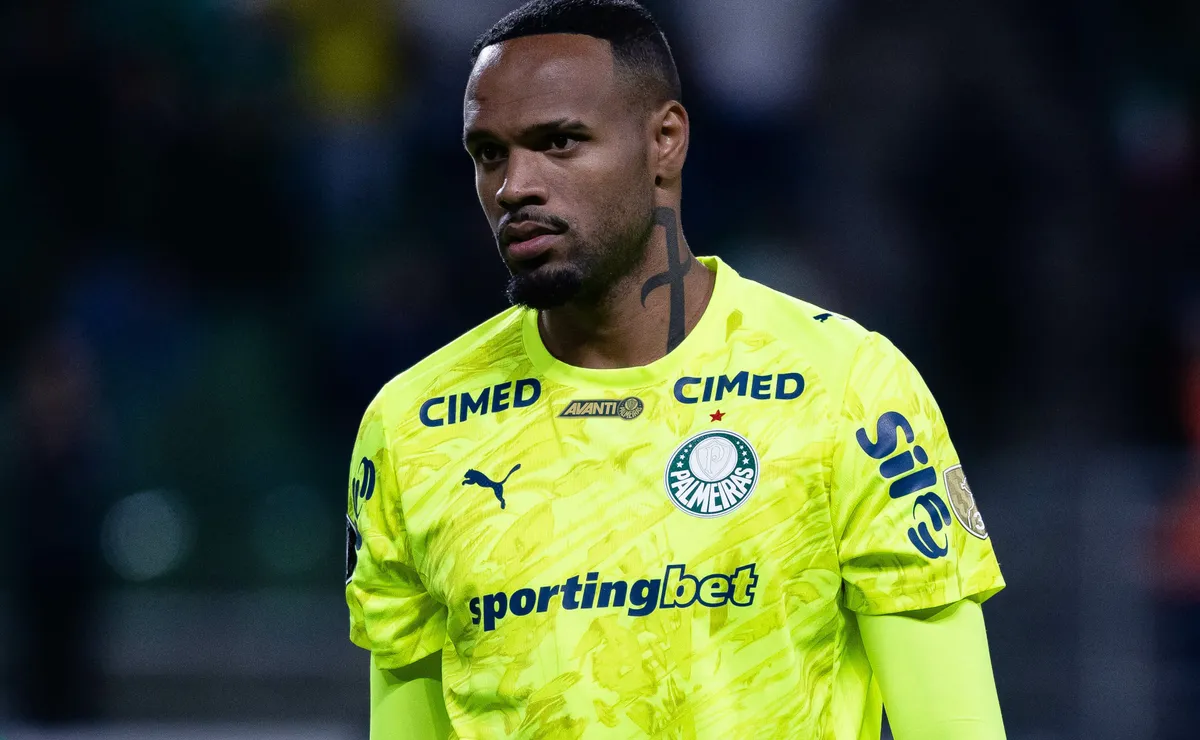 Abel Ferreira cita falha de Carlos Miguel em Palmeiras x Atlético-MG, mas elogia goleiro: “Tem potencial”