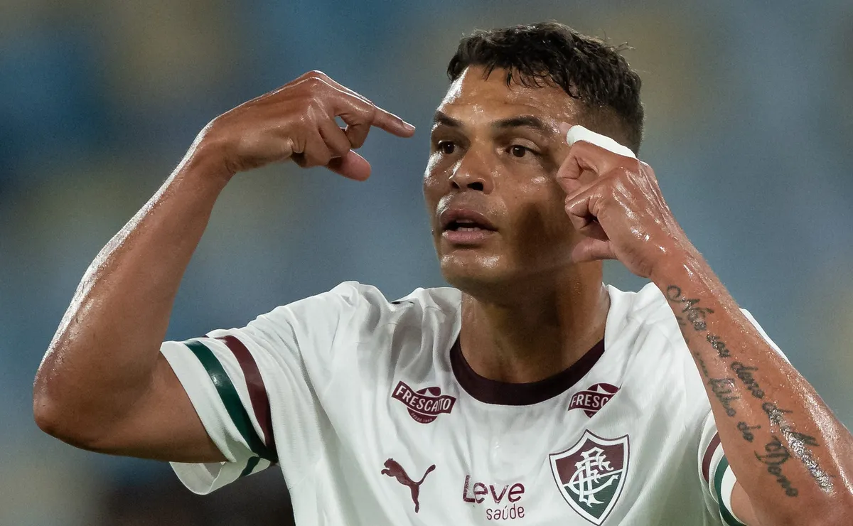 Thiago Silva detona postura do Fluminense após gol no fim: “Paramos de jogar”