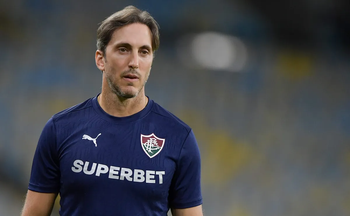 Fluminense amarga mais um tropeço no Brasileirão antes de iniciar maratona de jogos por três competições