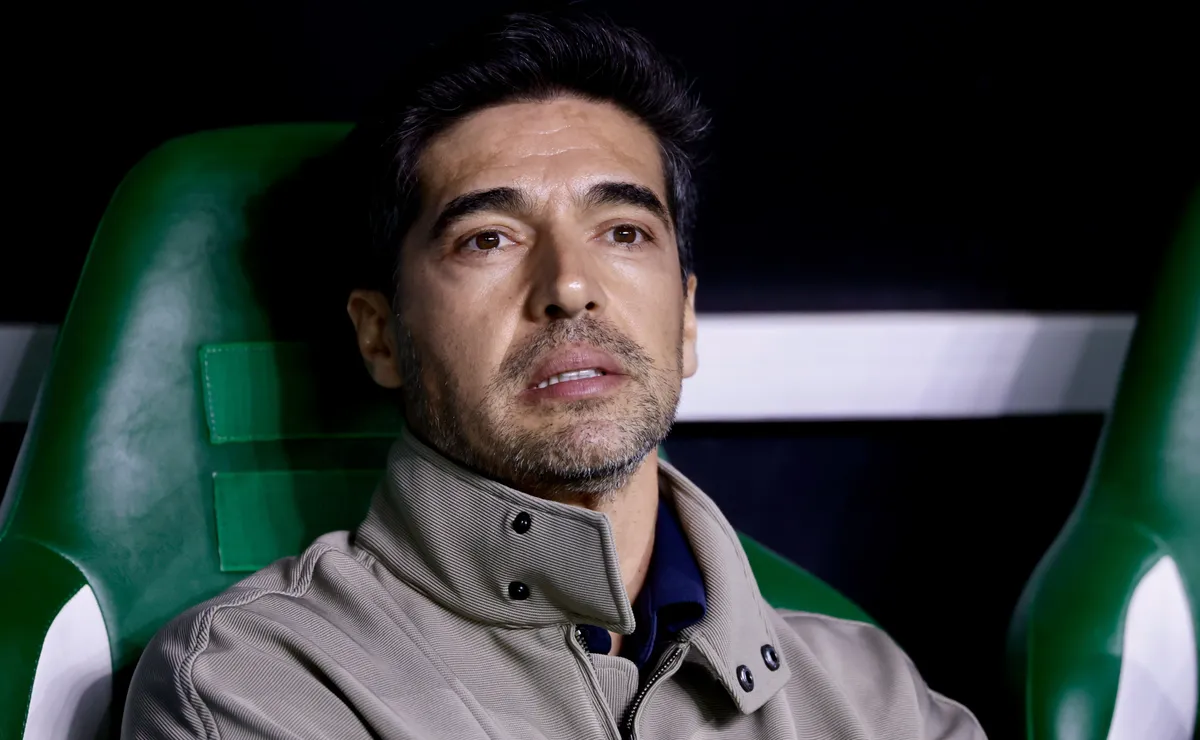Abel Ferreira abre o jogo sobre tratativas do Palmeiras com Danilo, do Botafogo