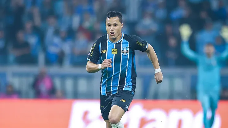 Marlon se recuperou de fratura no tornozelo direito
