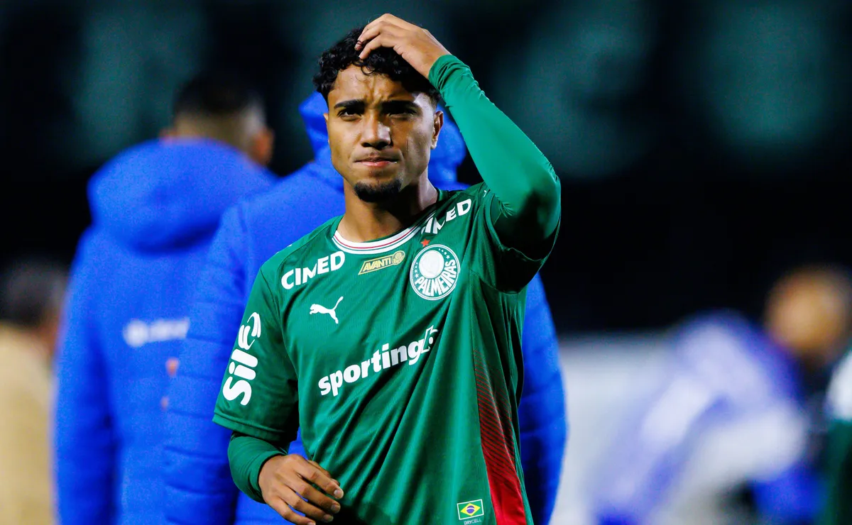 Grupo City não desiste e faz abordagem oficial por Heittor, do Palmeiras; destino é Troyes, da França