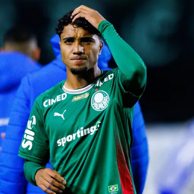 Troyes-FRA faz abordagem oficial por Heittor, do Palmeiras