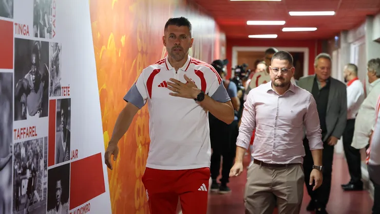 Paulo Pezzolano conta com apoio da direção colorada