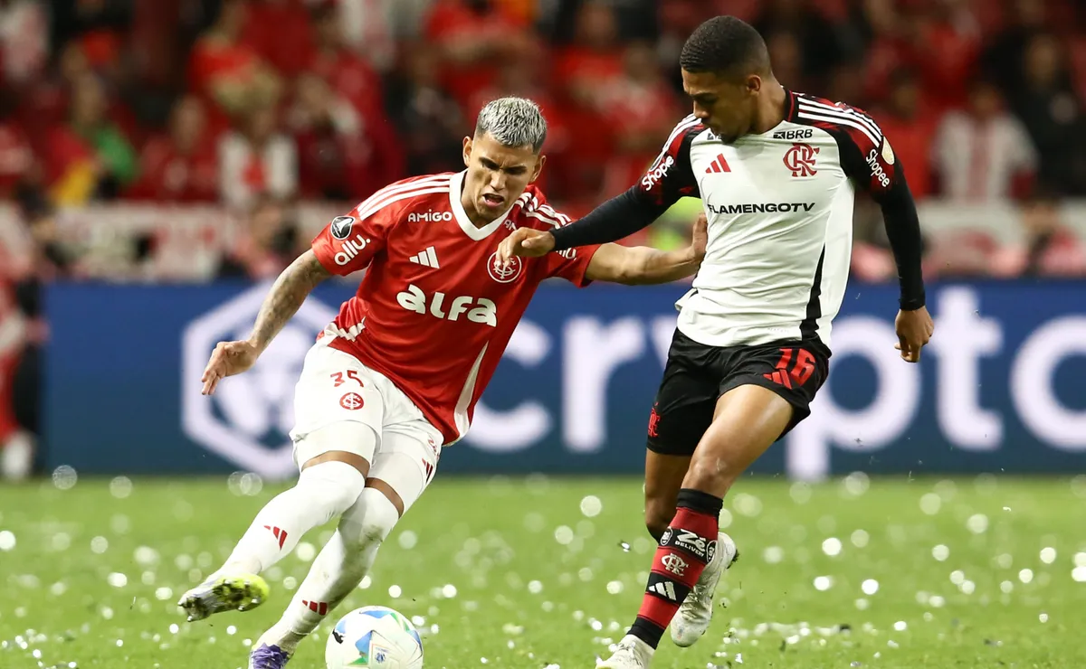 Internacional x Flamengo: vidente joga as cartas e prevê vitória rubro-negra