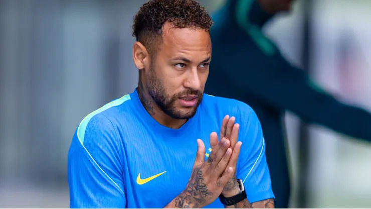 Neymar durante treinos com a Seleção na Copa de 2926 - Foto: Rodolfo Buhrer/AGIF