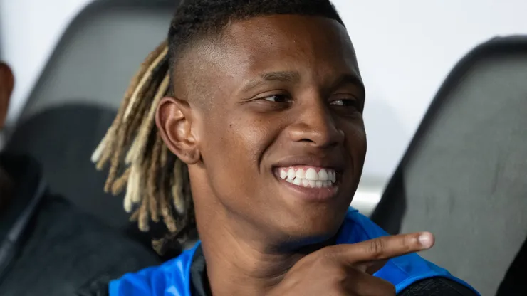 Danilo recebeu proposta do Palmeiras.