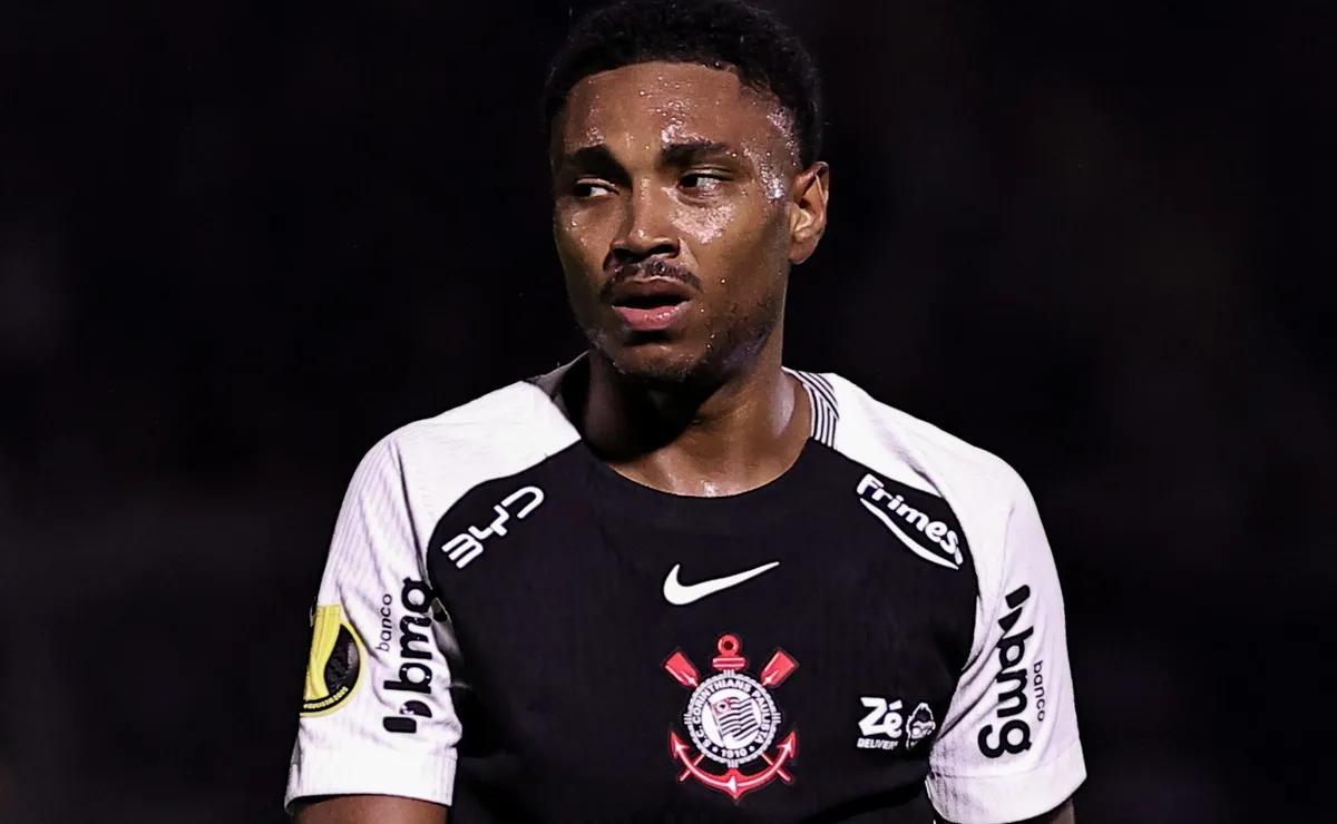 Vitinho tem lesão meniscal no joelho esquerdo confirmada e vai precisar de cirurgia no Corinthians