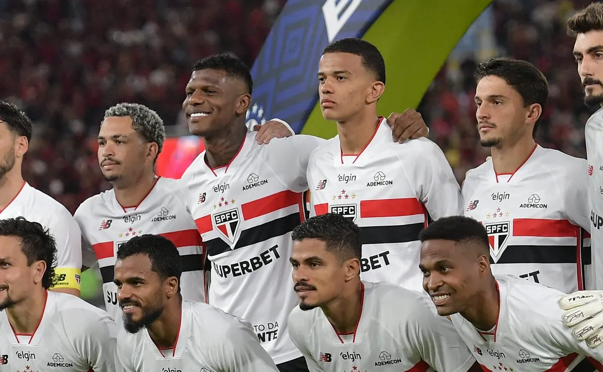 São Paulo ganha folga após empate com o Flamengo e inicia preparação para enfrentar o Grêmio