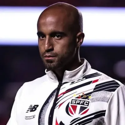Lucas Moura atualiza situação física e projeta retorno ao São Paulo