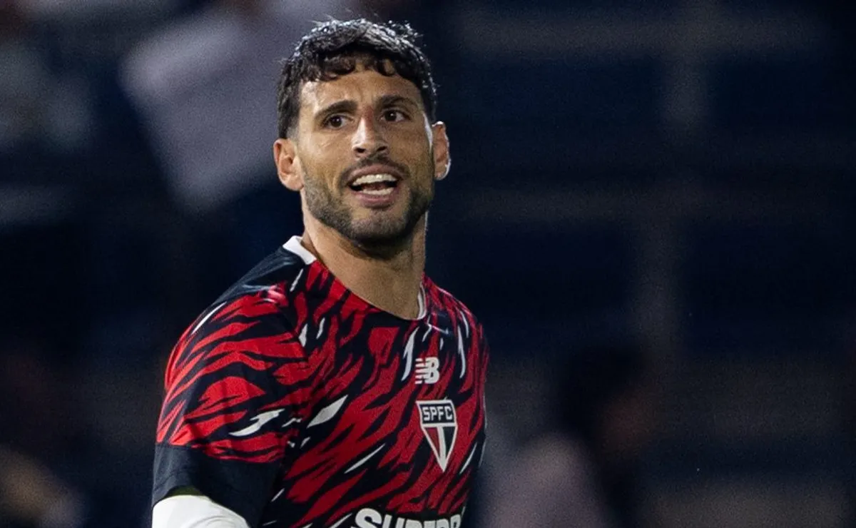 Calleri domina estatística e é o atacante com mais duelos aéreos ganhos na Série A